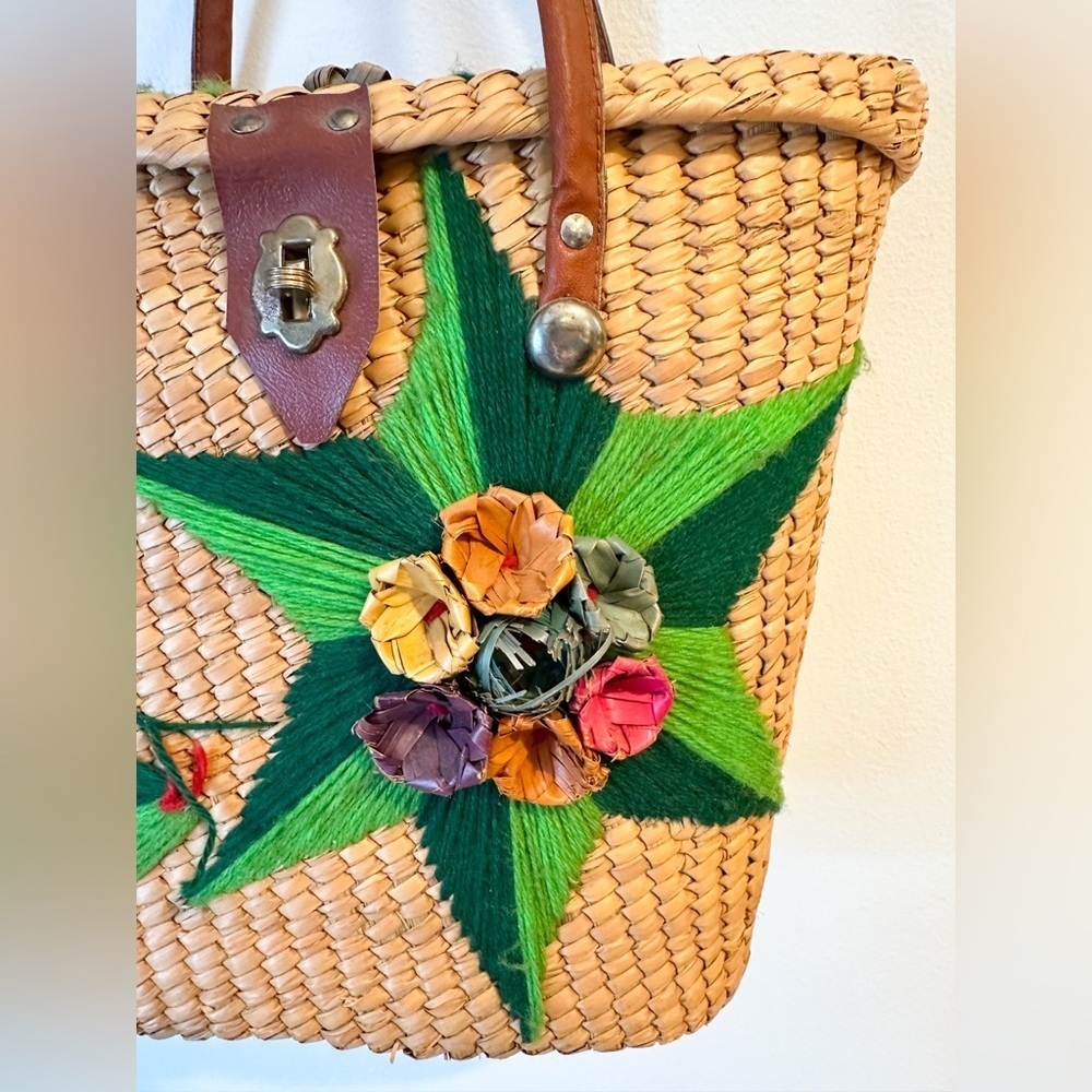 Vintage 3D Floral Wicker Basket Bag Purse Handbag Tan Green - Picture 3 of 9